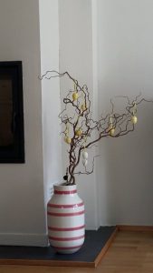 Påskepynt i leiligheten til Liv Katrine og Håvard. 