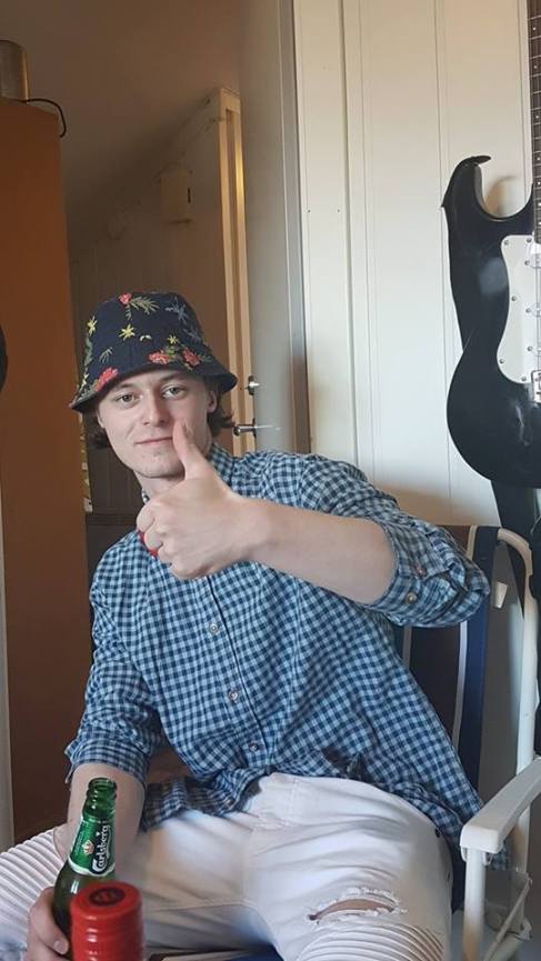 38801315_10160806869315596_2398555951381610496_n