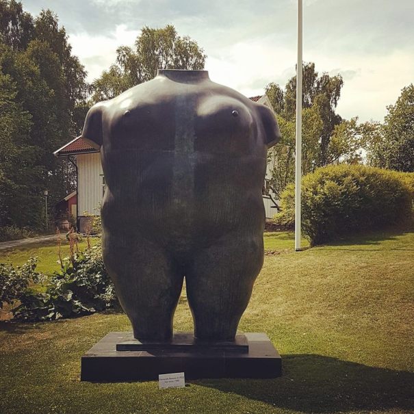 39905914_10160868351670596_5669067160945688576_n