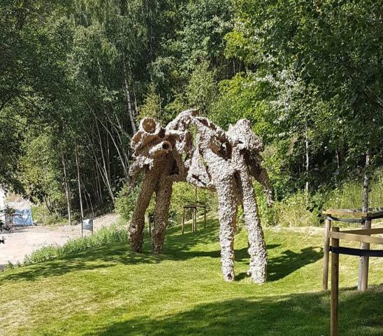 39942285_10160868245385596_1048477679608659968_n